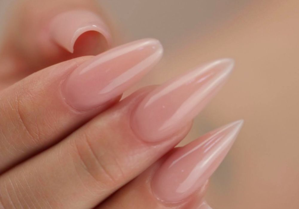 CURSO UÑAS FORMAS SALON EN ACRÍLICO