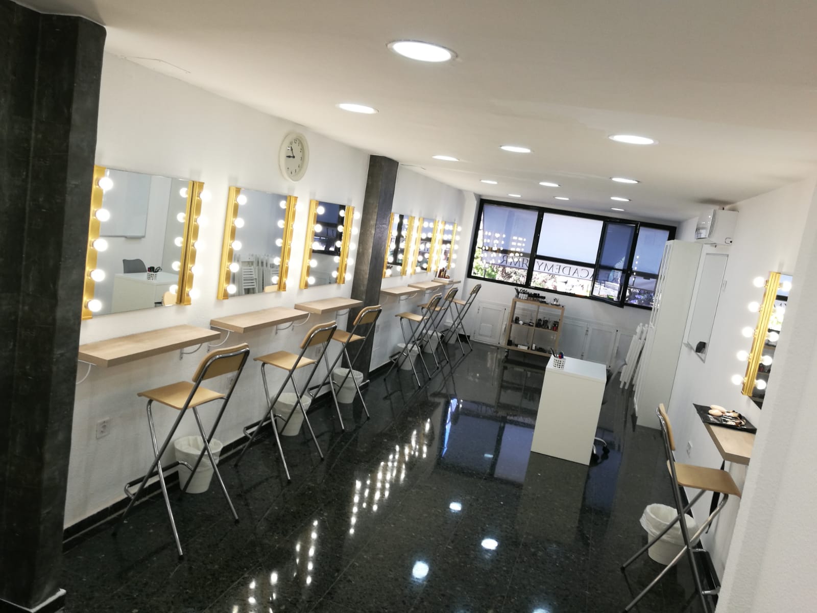 academia de maquillaje