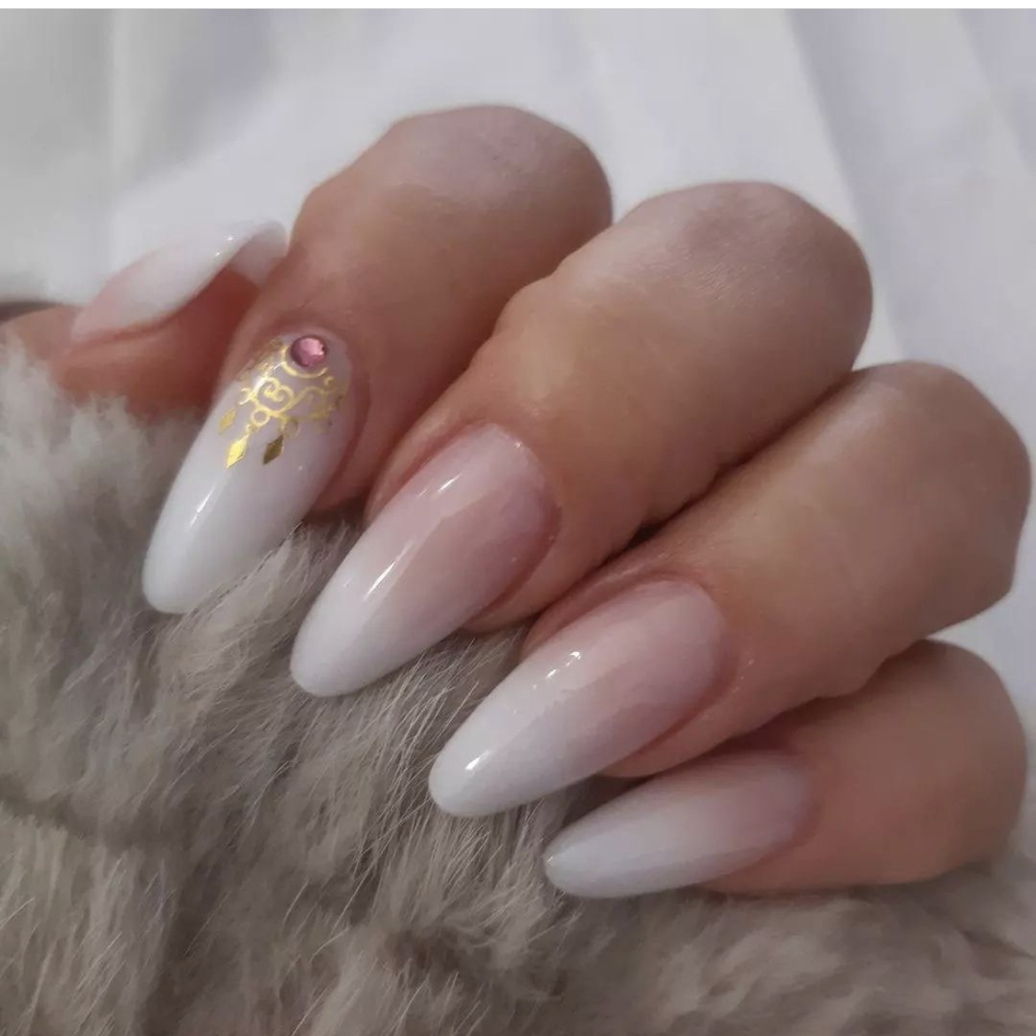 MASTER DE ALTA ESPECIALIZACION EN UÑAS ESCULPIDAS CON MANICURA Y PEDICURA 3