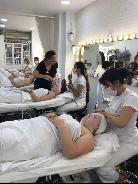 Máster en estética tardes Valencia y Castellón de la Plana práctica intensiva certificada