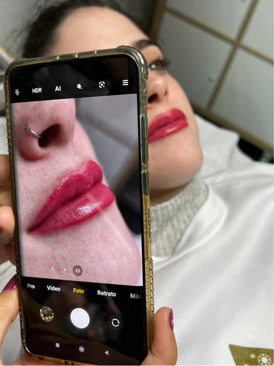 Curso micropigmentación Valencia para resaltar y corregir la zona de labios.