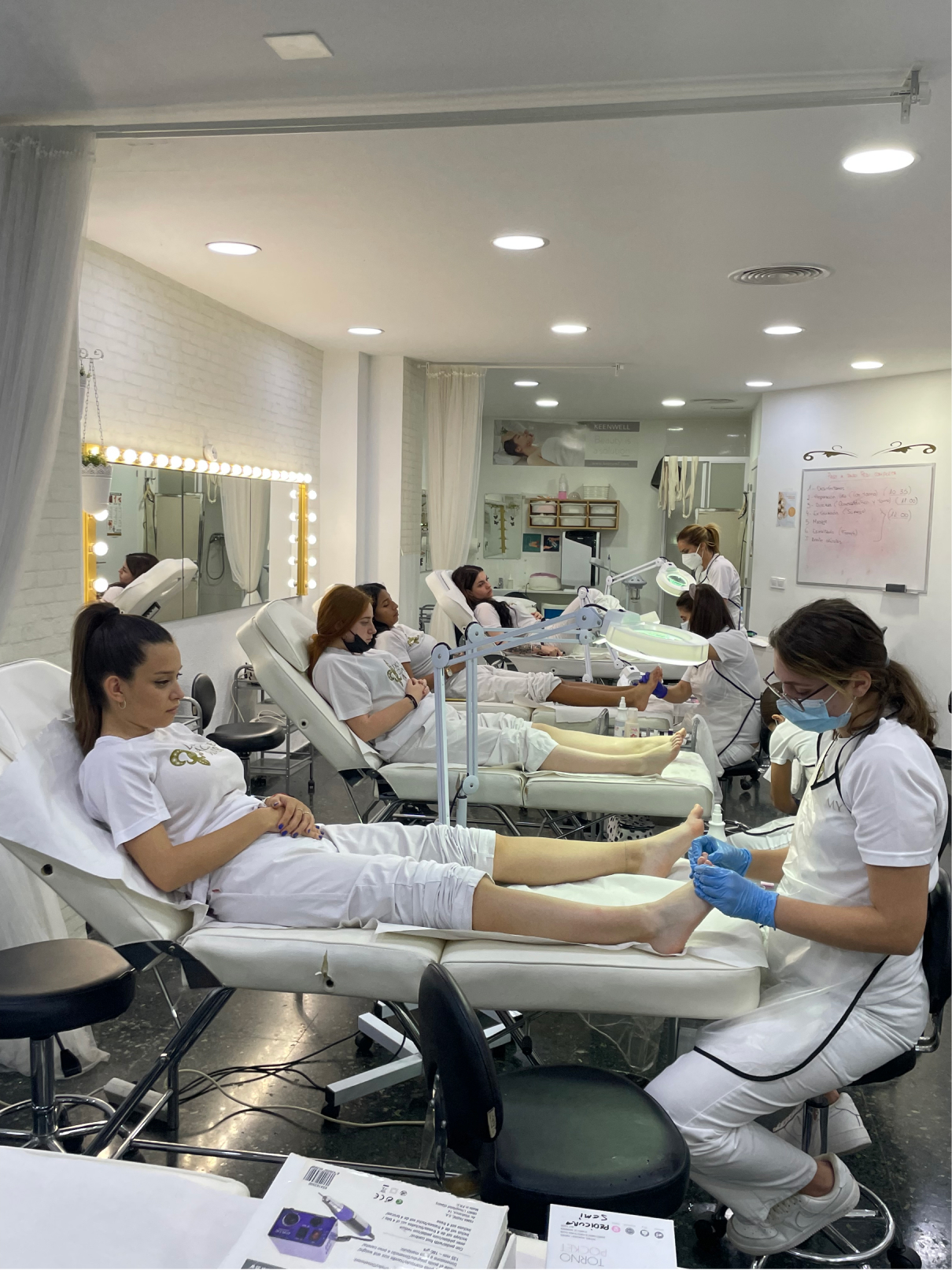 image00023 MÁSTER EN ESTÉTICA