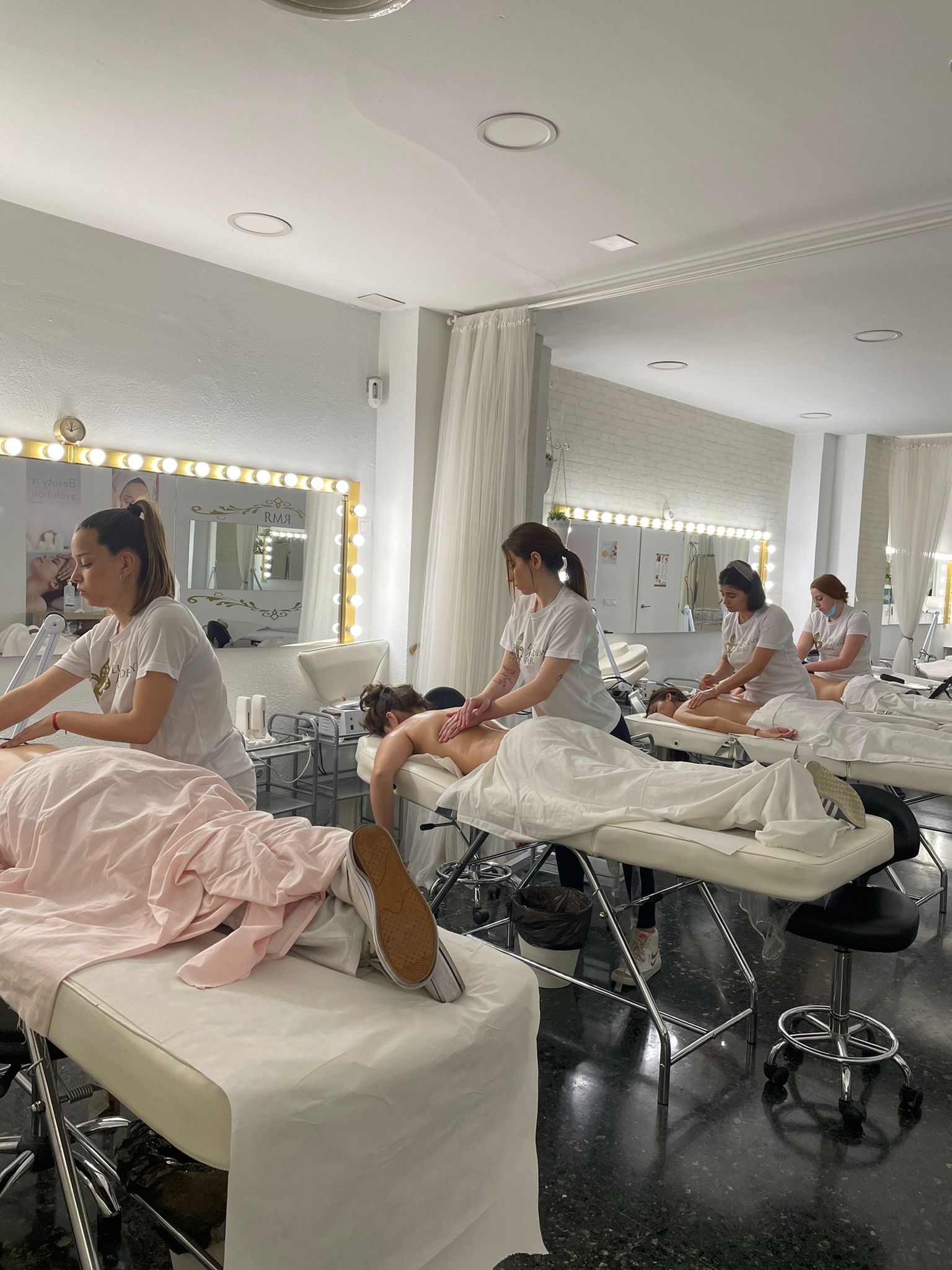 Máster en Estética Tardes Valencia y Castellón de la Plana formación profesional
