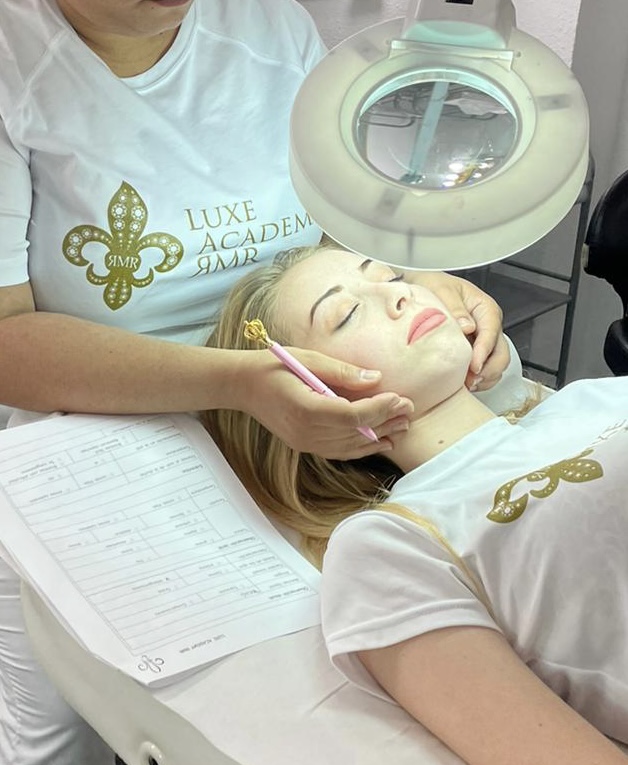 Máster en estética tardes Valencia y Castellón de la Plana profesional avanzado